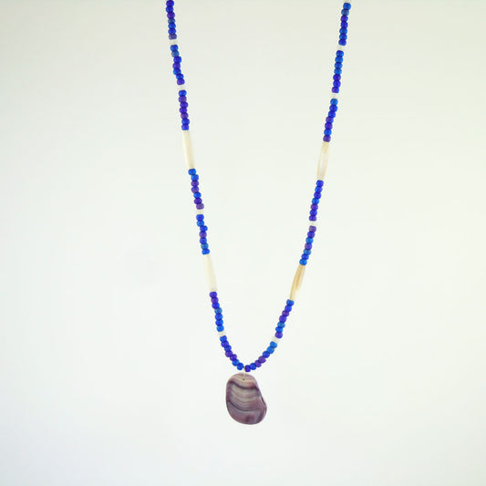 Quahog Shell and Glass Seed Bead Necklace (NCK347)