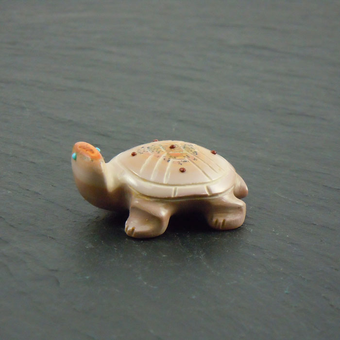 Zuni Turtle Carving By Gordon Poncho (FET529)
