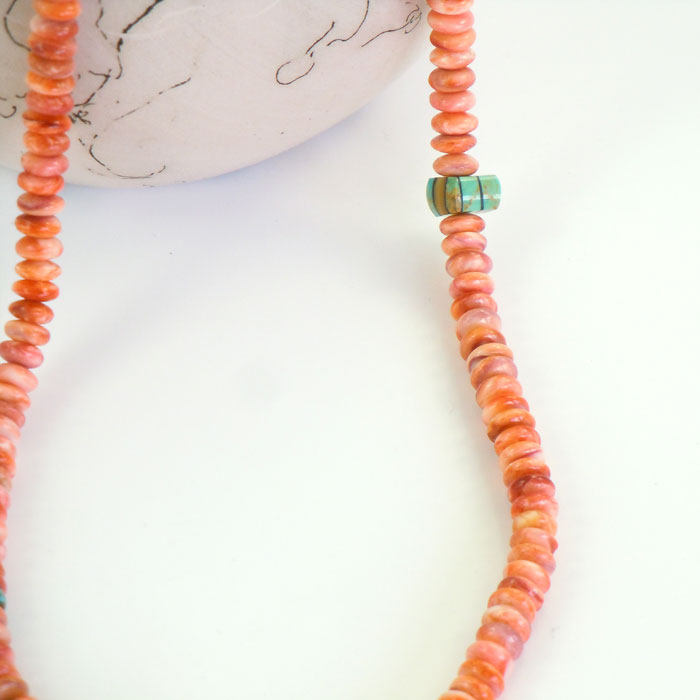 Melon Shell Necklace with Mosaic Inlay Pendant (NCK315)