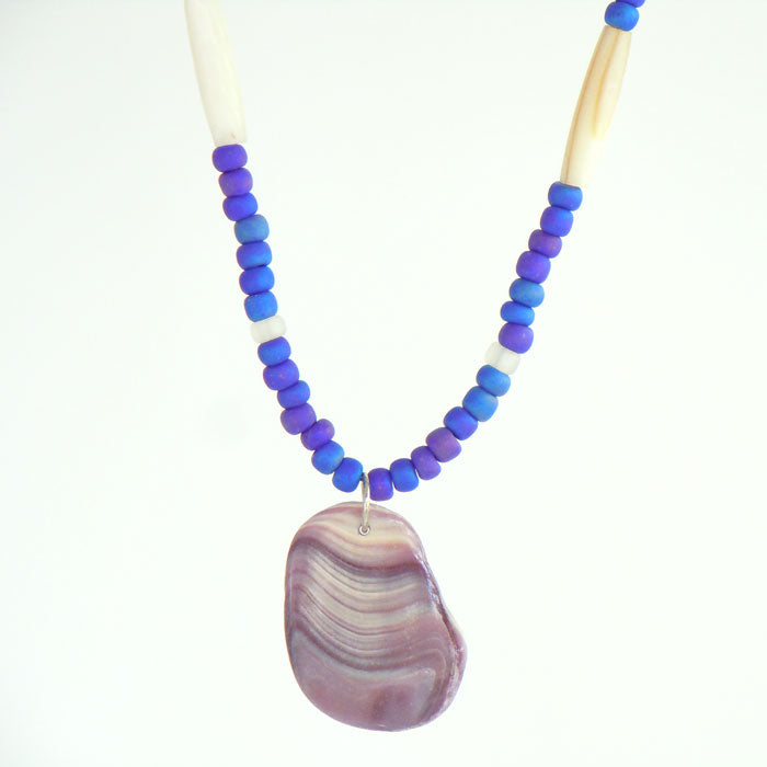 Quahog Shell and Glass Seed Bead Necklace (NCK347)